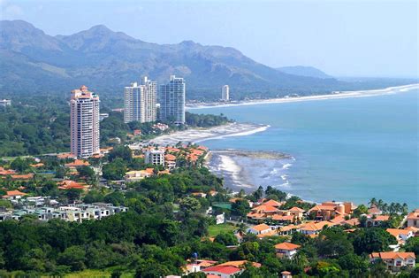 Foto de Coronado, Panamá, con vistas costeras