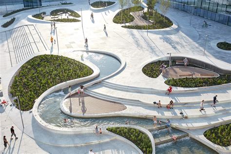 Ejemplos de accesibilidad universal en el diseño urbano