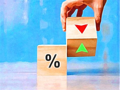 infografía con niveles de riesgo y rentabilidad esperada de los multifondos A, B, C, D, E