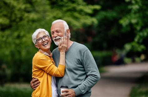 Infografía sobre los beneficios del amor en la vejez