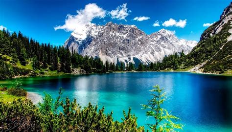 Fotografía de un paisaje natural o cabañas