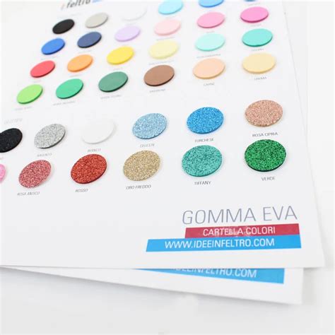 Muestra de láminas de goma EVA de diferentes colores