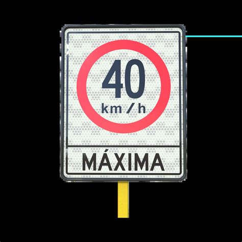 Foto de una señal de límite de velocidad en una carretera