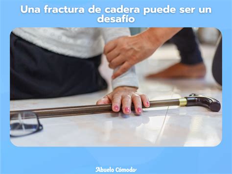 Foto de una persona mayor con una fractura de cadera recibiendo atención médica