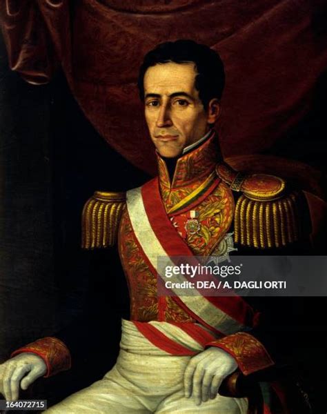 Andrés Santa Cruz en una entrevista radiofónica