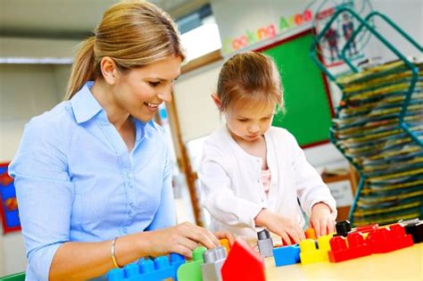 Infografía: Beneficios de la terapia LEGO en niños con TEA