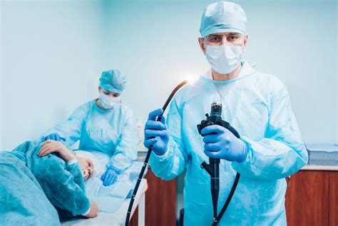 Ilustración de un procedimiento de endoscopia