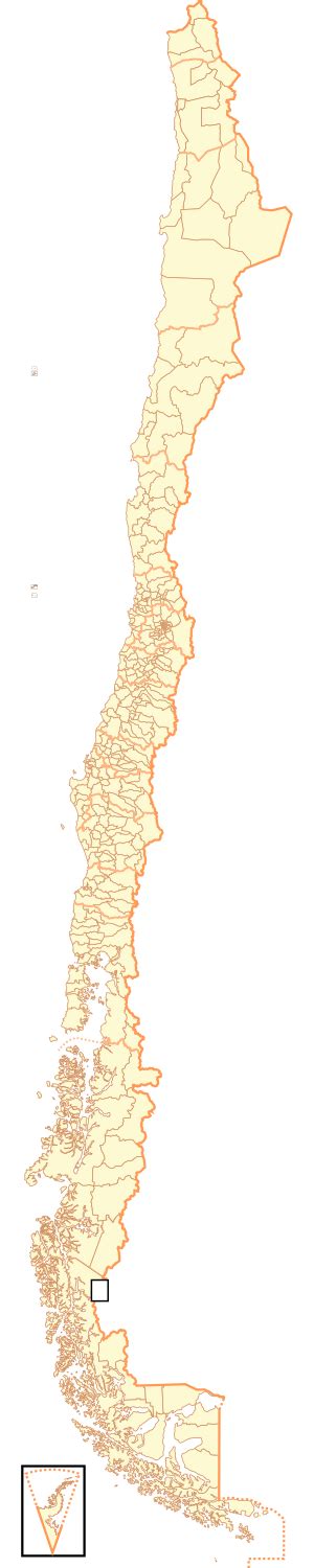 Mapa de Chile mostrando las comunas con mayor y menor porcentaje de adultos mayores
