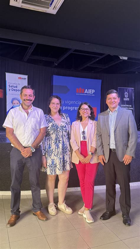 Foto: Ceremonia de certificación de cuidadores en Maipú