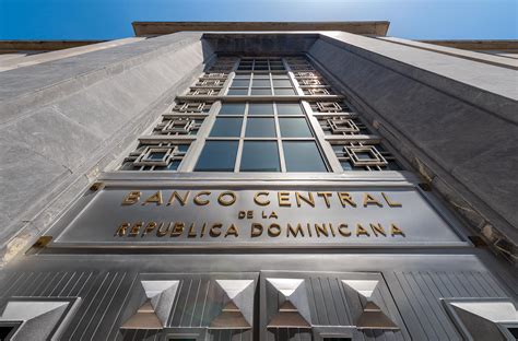 esquema o foto del edificio central del Hogar Alemán Oberá
