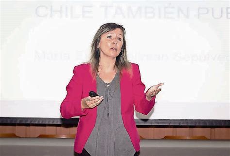Foto de María Elena Hellman o de una reunión sindical