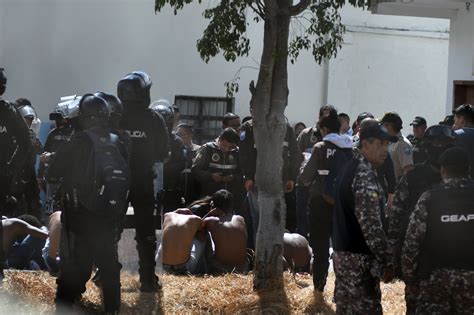 Ilustración de jóvenes recluidos en un centro del Sename