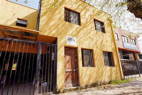Infografía del proceso de solicitud para la Casa de Acogida en Chillán