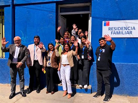 Personal de la Residencia Familiar de Coyhaique aplicando protocolos sanitarios