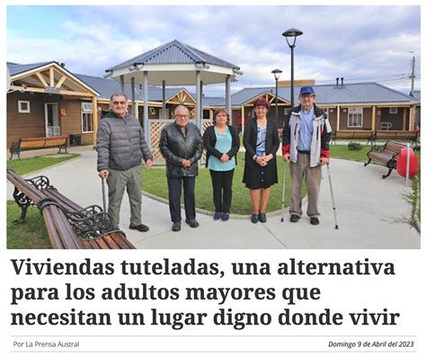 Fotografía ilustrativa de un complejo de viviendas tuteladas diseñado para el bienestar de personas mayores.