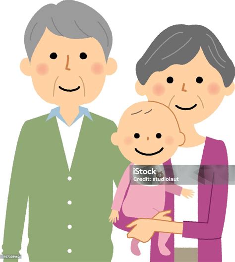 Pareja de ancianos sosteniendo a un bebé, con una expresión de alegría y felicidad. Fondo que sugiere un entorno familiar o médico.