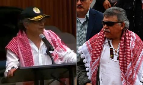 Foto de Jesús Santrich usando sus características gafas oscuras
