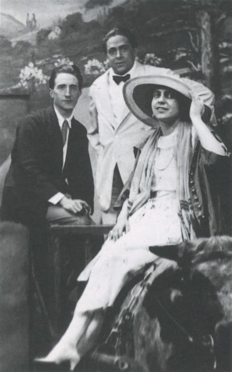 Fotografía histórica de Marcel Duchamp, Francis Picabia y Beatrice Wood en Nueva York, 1917.