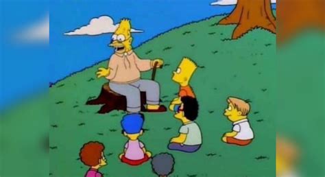 Abuelo Simpson con diferentes disfraces del juego