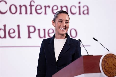 Foto de Susana Tonda durante una conferencia de prensa