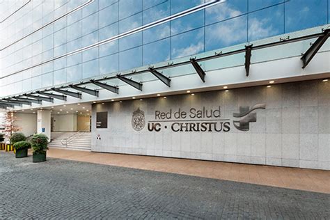 Foto frontal del Hospital Clínico de la Red de Salud UC Christus