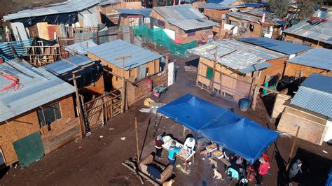 Foto temática de vivienda social o campamentos en La Araucanía