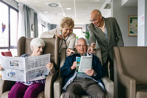 Foto de la fachada de una residencia de ancianos en Estados Unidos.