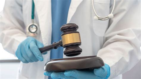 Esquema de las responsabilidades legales en casos de negligencia médica