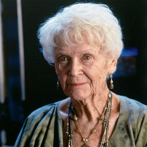 Gloria Stuart en la película 
