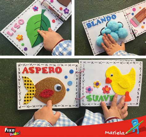 Niño con discapacidad visual explorando un libro de texturas con las manos, mostrando concentración y disfrute.