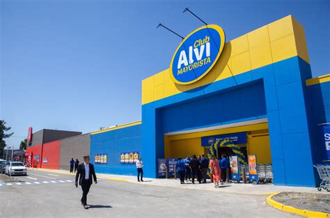Logo del Fondo Descúbreme junto a los logos de Unimarc, Alvi, Super 10 y Mayorista 10