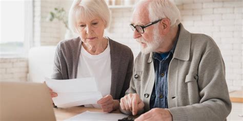Gráfico comparativo: sistema de pensiones actual vs. propuesta de reforma en Chile