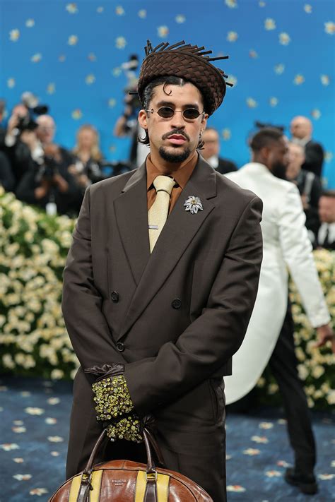 Bad Bunny en la Met Gala con su look de anciano