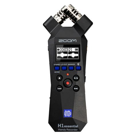 Imagen de las grabadoras Zoom H1essential, H4essential y H6essential con su interfaz de usuario
