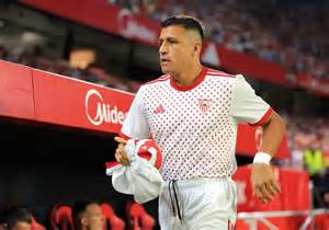 Foto de Alexis Sánchez transformado en un anciano