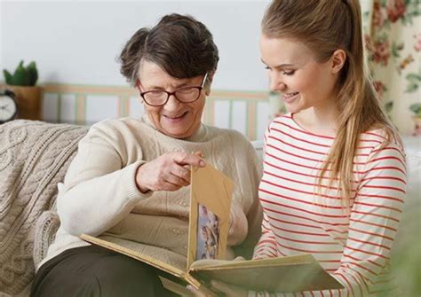 Esquema de los beneficios del contacto intergeneracional en la salud y el bienestar