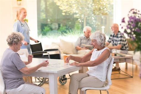 Esquema: Adaptación de un entorno residencial para personas mayores