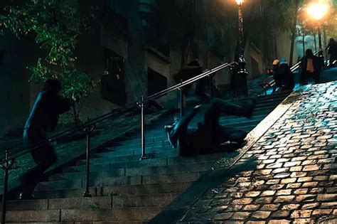 Arte conceptual del duelo final de John Wick en las escaleras