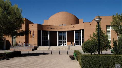 Investigadores de la Universidad de Castilla-La Mancha realizando estudios sobre Juan López