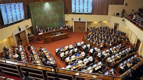 Foto del Congreso de Chile durante una sesión o del diputado Vlado Mirosevic