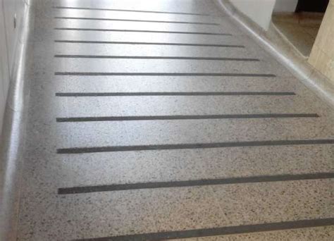 textura de pavimentación antideslizante para rampas