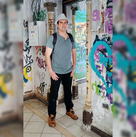 Muchos de los hombres que contratan prostitutas en el parque quieren hacer cosas 