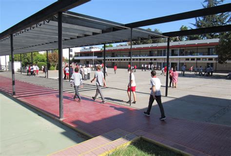 fotografía de estudiantes en el Colegio San Ignacio