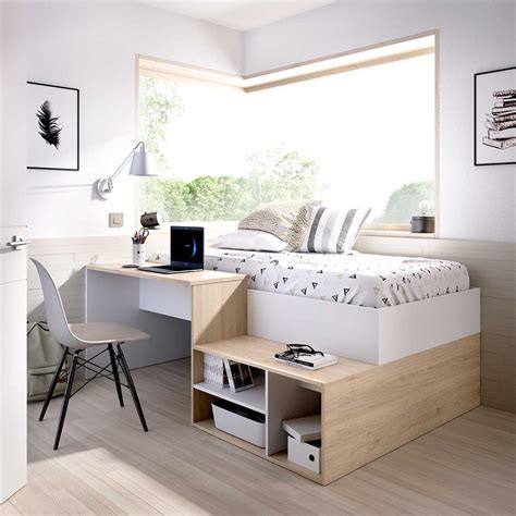 Foto interior de una habitación amoblada para estudiantes con escritorio y cama