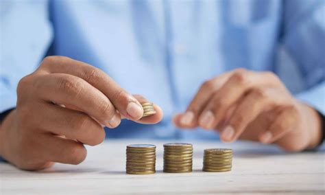 Infografía mostrando los diferentes tipos de ayudas económicas y materiales proporcionadas por la Dideco.