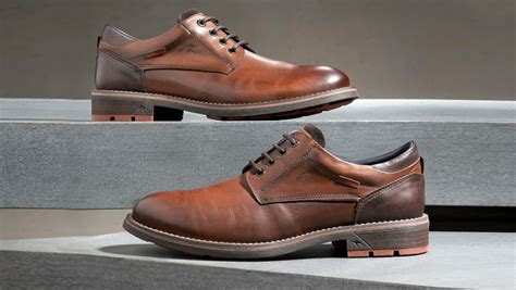 Foto: Zapatos casuales y botines cómodos para hombre