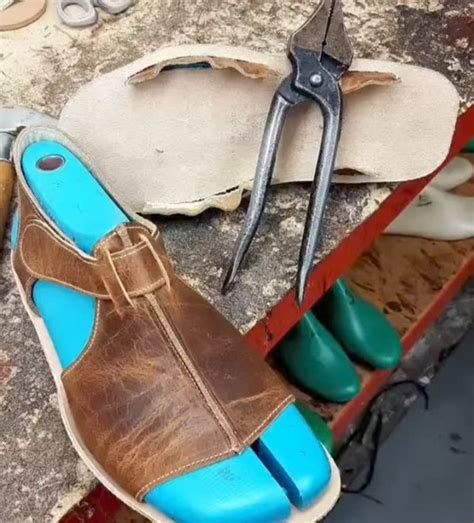 Foto: Calzado artesanal de cuero 100% chileno