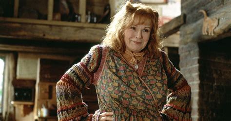 Molly Weasley en su hogar, la Madriguera