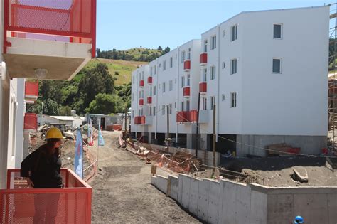 Imagen de nuevas viviendas construidas bajo el Plan de Emergencia Habitacional en Ñuble.