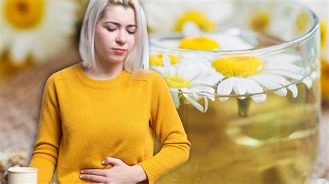 Fotografía de una mujer adulta con malestares digestivos